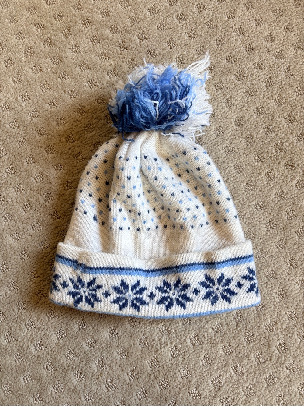 Vintage White and Blue Pom Pom Winter Beanie
